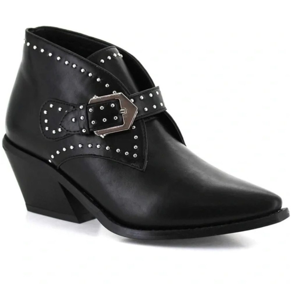 Seven7 black Dallas western booties size 8